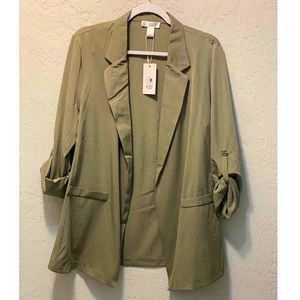 NWT Revamped Olive green blazer size Large
